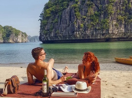 Halong Bay, Lan Ha Bay and Bai Tu Long Bay: Which One Should I Choose?