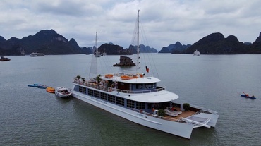 Halong Catamaran